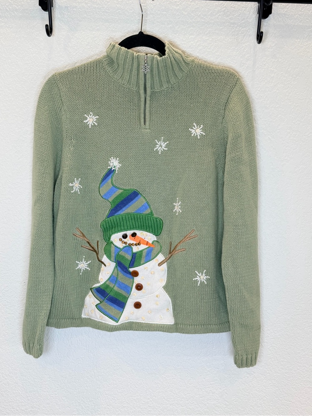 VTG Mandal Bay Snowman Mock Neck Quarter Zip Knit Sweater in Sage Green size Med